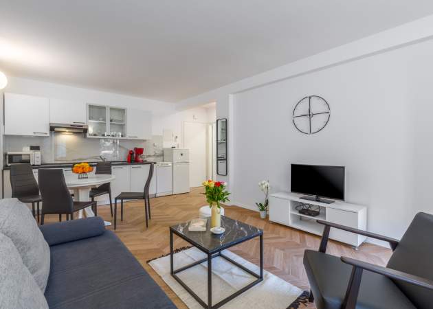 Apartment Mima