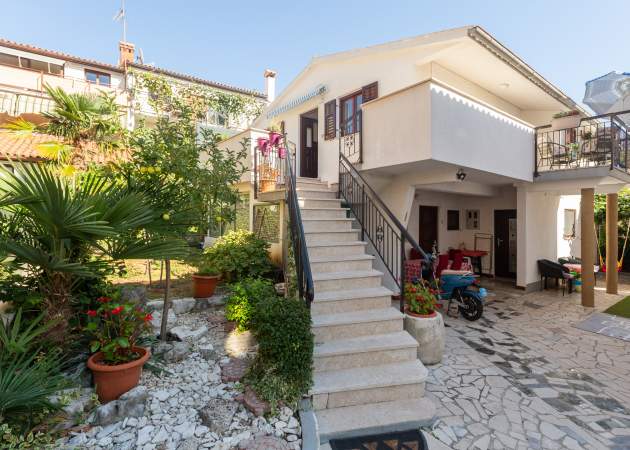 Apartman Rozi B4