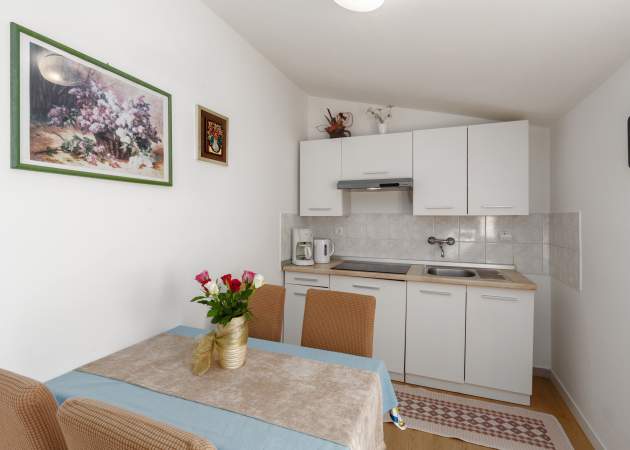 Apartman Rozi B4