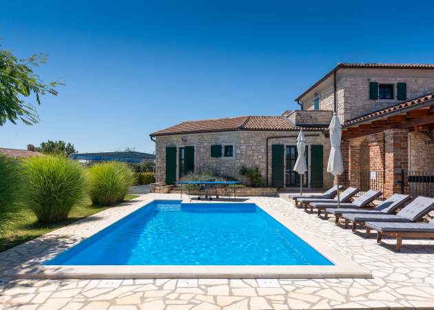 Villa Una