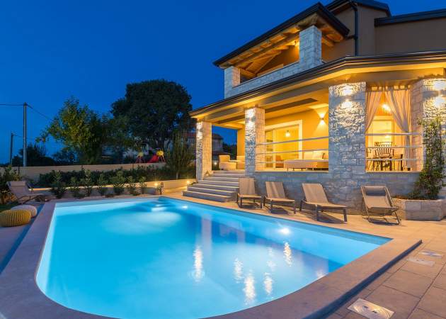 Villa Mikela 